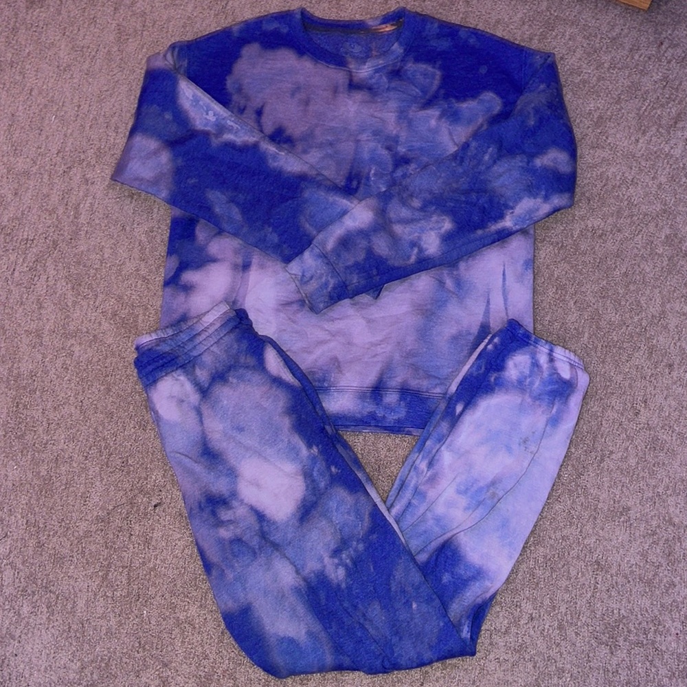Sweat suit
